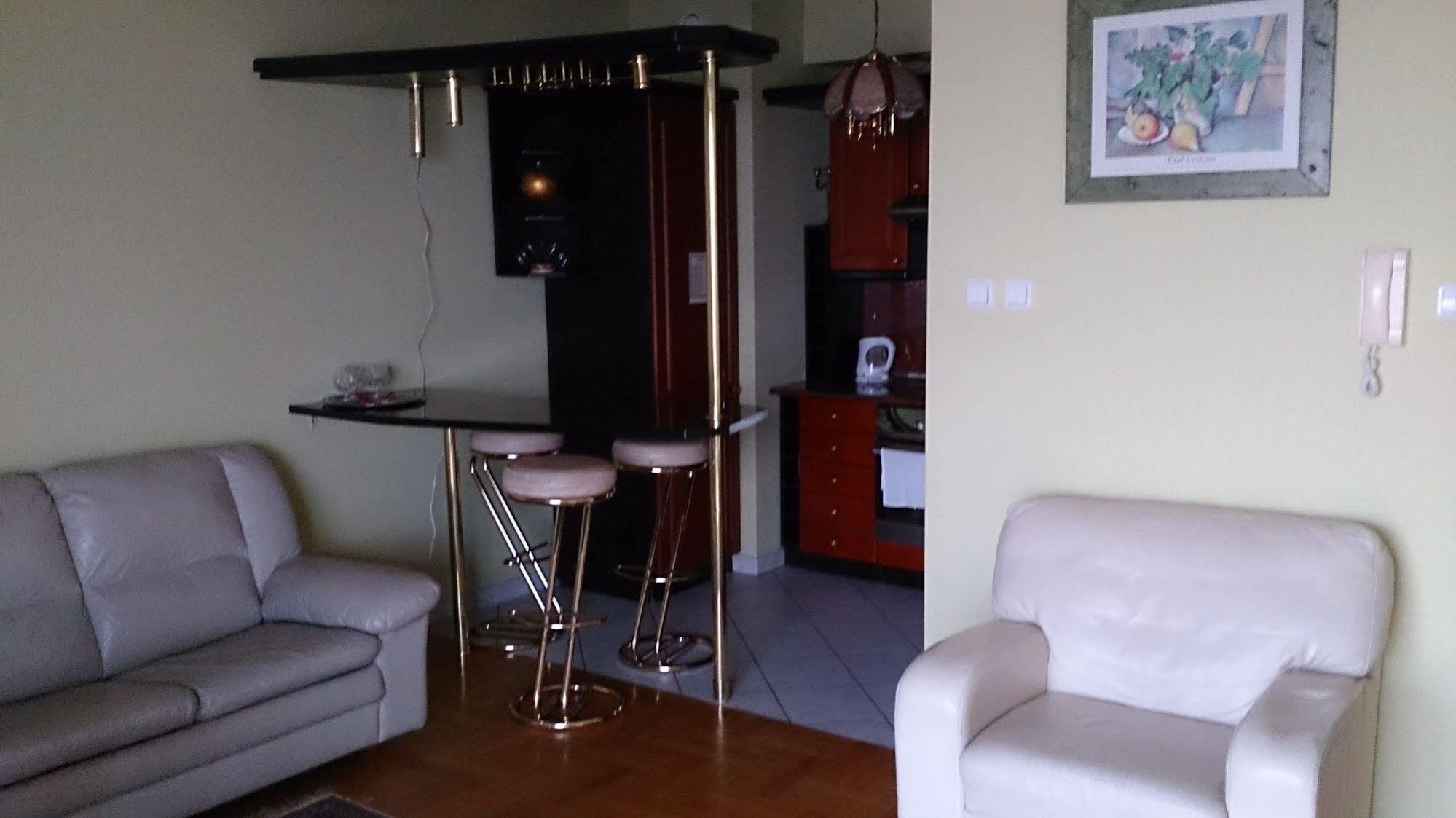 Babka Wiezowiec Noclegi Warsawa Bagian luar foto